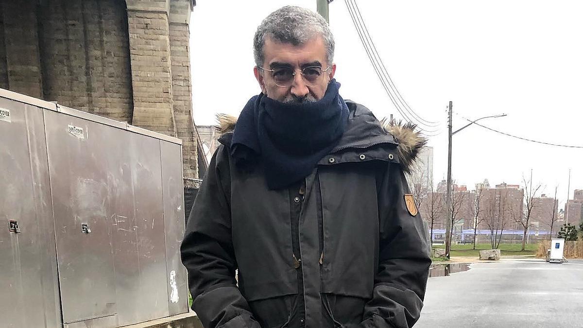 Naief Yehya, autor de ‘El planeta de los hongos’: ‘Si existen sustancias para ‘hablar con dios’, ¿qué sentido tiene tener fe?’