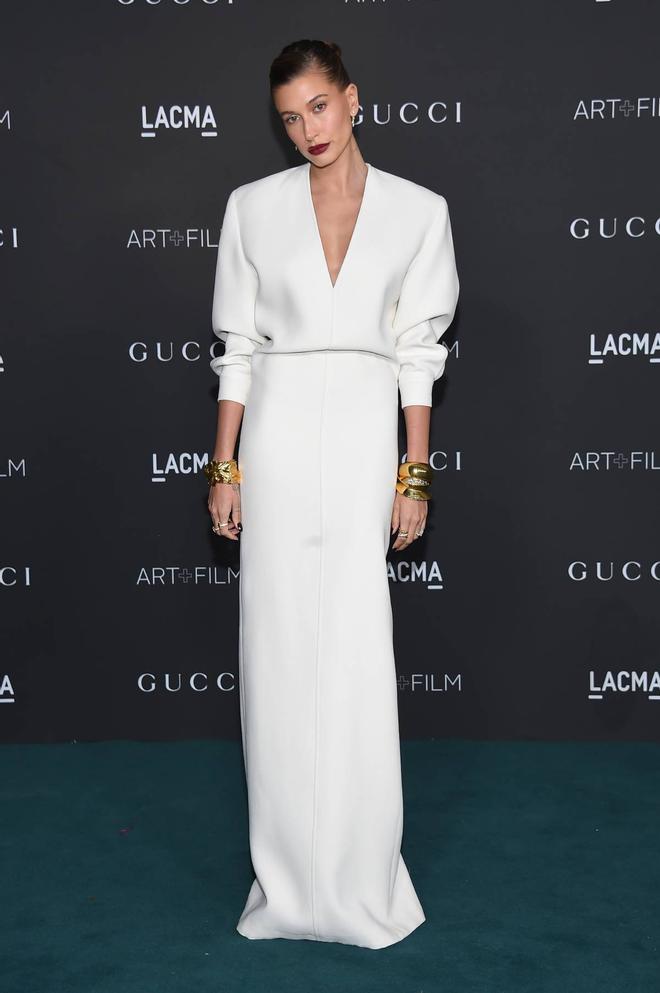 Hailey Baldwin en la gala LACMA en Los Ángeles