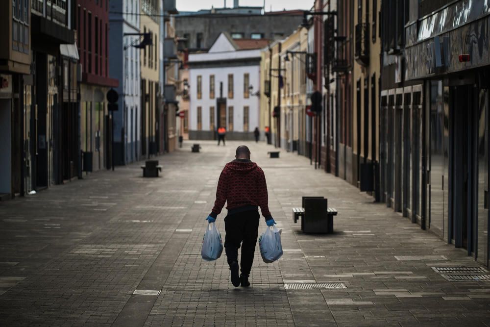 Parón de actividades en La Laguna  | 30/03/2020 | Fotógrafo: Andrés Gutiérrez Taberne