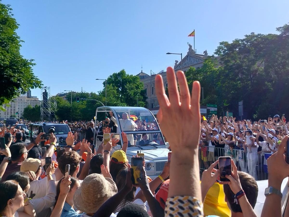 Jóvenes del María Auxiliadora viajan a Madrid para vivir un encuentro inolvidable con el Papa León XIV