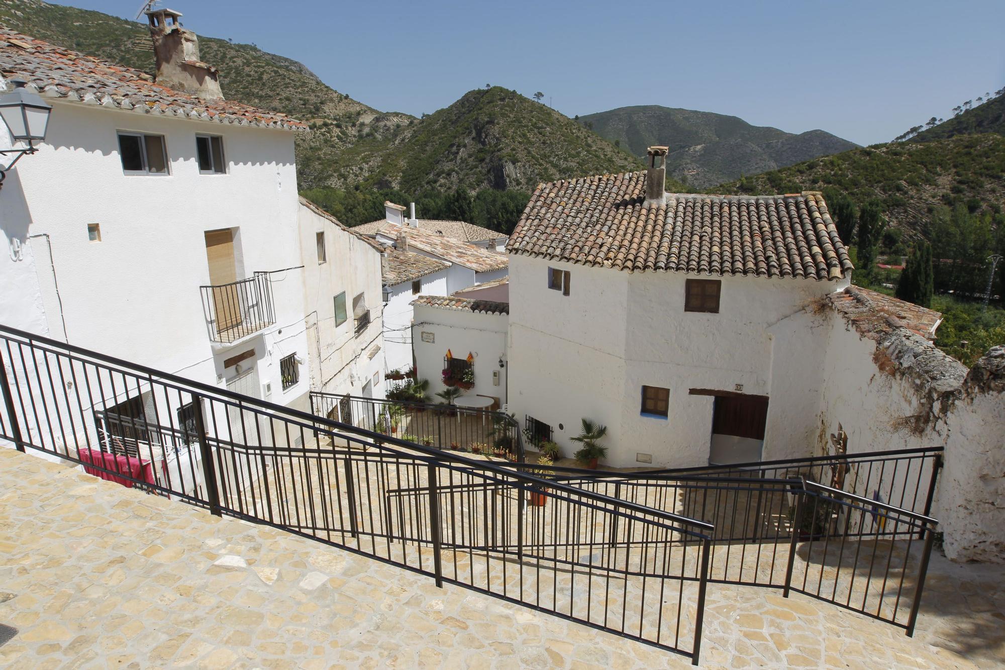 Sot de Chera, el pueblo con piscina natural de la Comunitat Valenciana