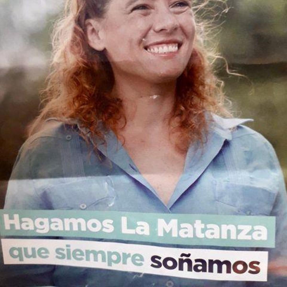 Los carteles más bizarros de la campaña electoral del 28-M: "Centrémonos en las tías"