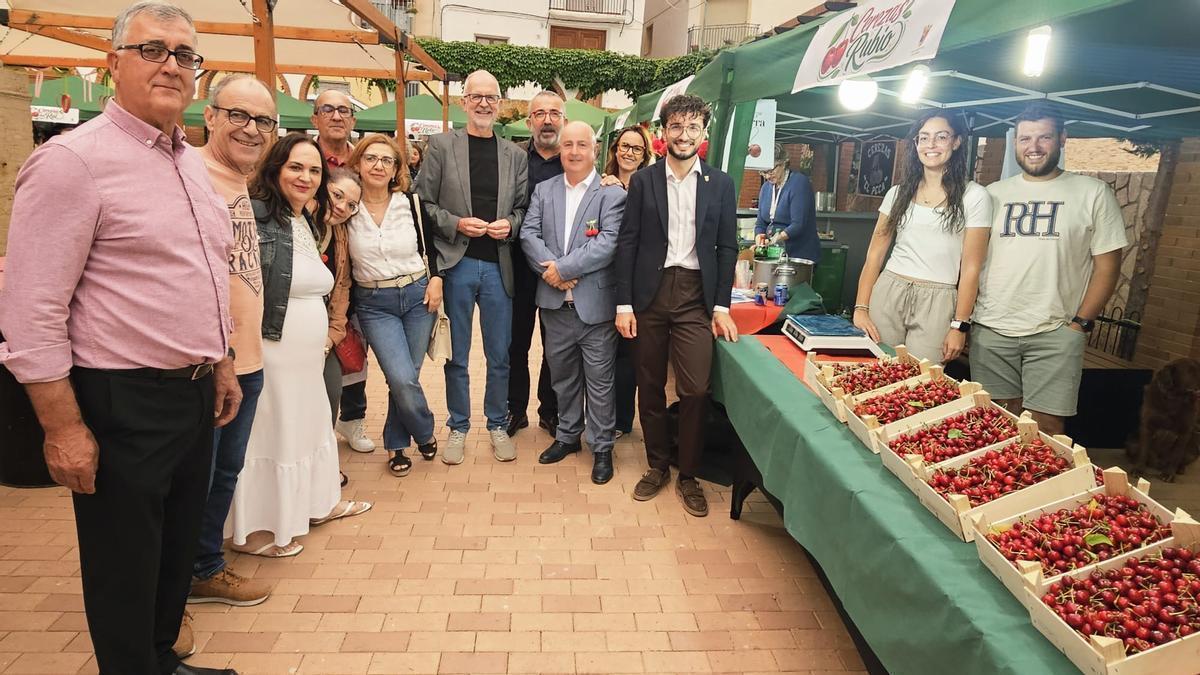 IV Mercado de la Cereza de Zarra.