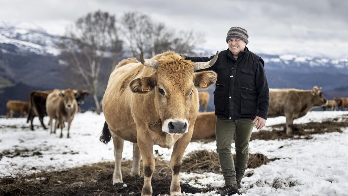 ASTURIANOS EN ILLANO: Emérita Llano