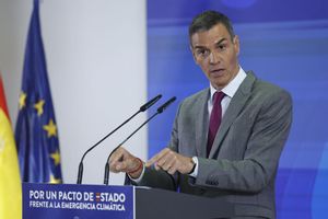Sánchez planteja una Agència Estatal d’Emergències que coordini amb les comunitats el combat davant d’incendis i danes