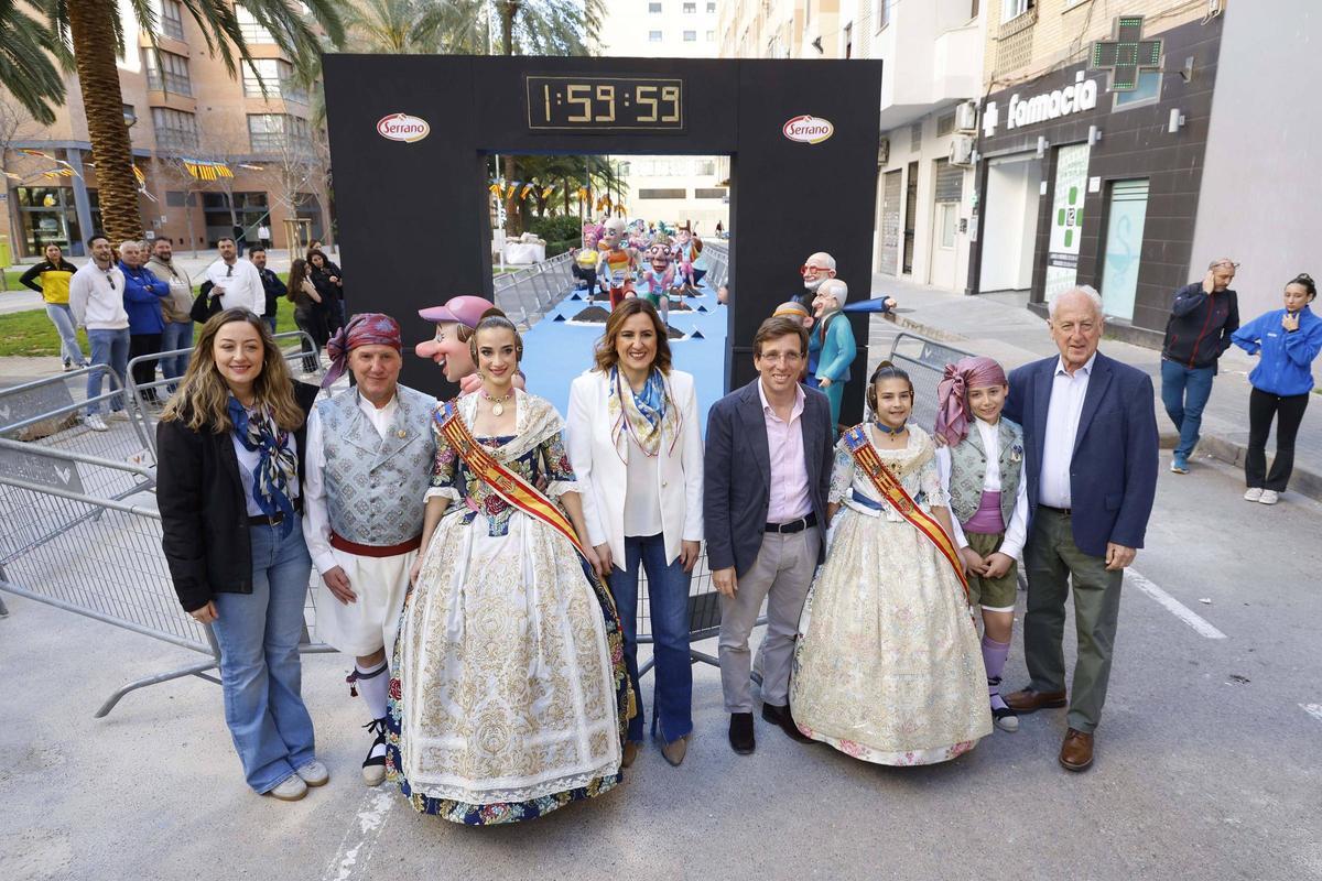 Falla World Record dedicada al Maratón Valencia Trinidad Alfonso Zurich