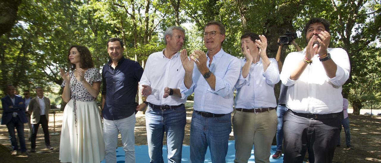 Inauguración del curso político en Cerdedo-Cotobade los presidente autonómicos del PP (Isabel Díaz Ayuso, Juan Moreno Bonilla, Alfonso Rueda, Alfonso Fernández Mañueco y Fernando López Miras), con el presidente del partido, Alberto Núñez Feijóo