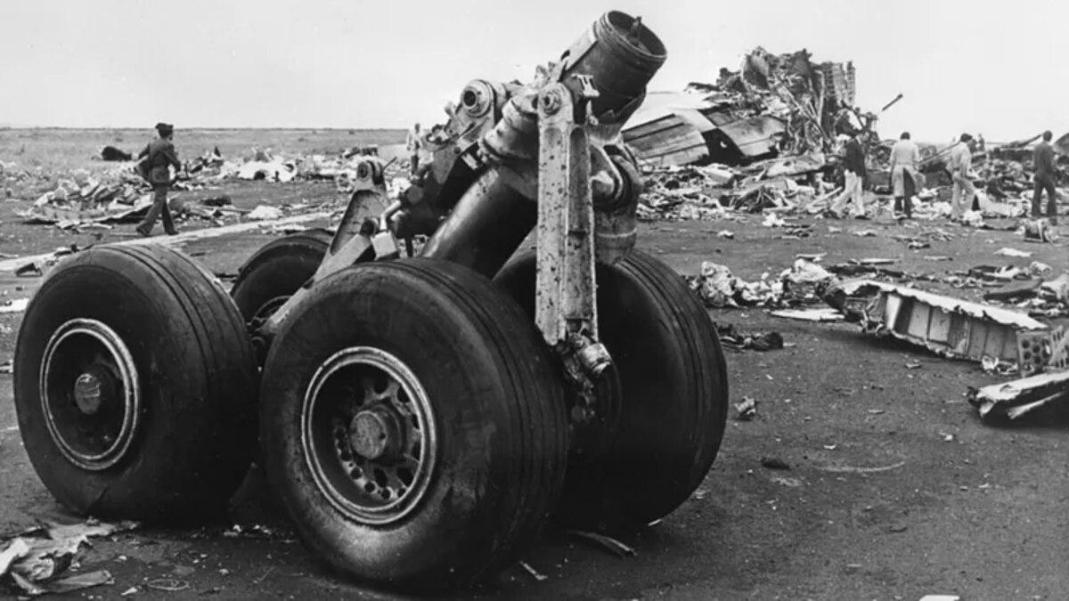 Así quedaron los restos de uno de los aviones de la peor tragedia de la historia de la aviación comercial, ocurrida en Tenerife hace 49 años.