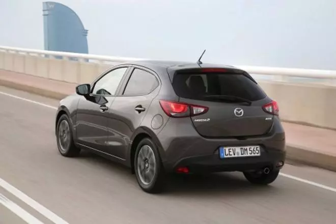 Mazda2
