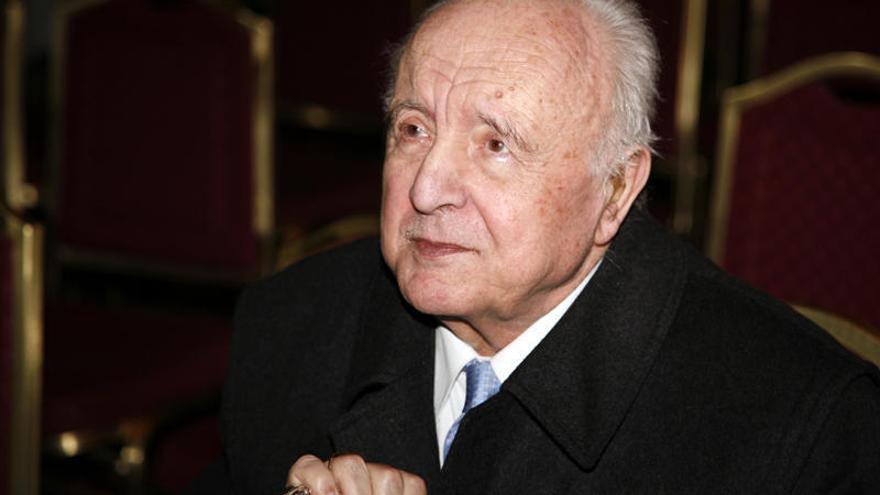 Muere el historiador Ricardo de la Cierva a los 89 años