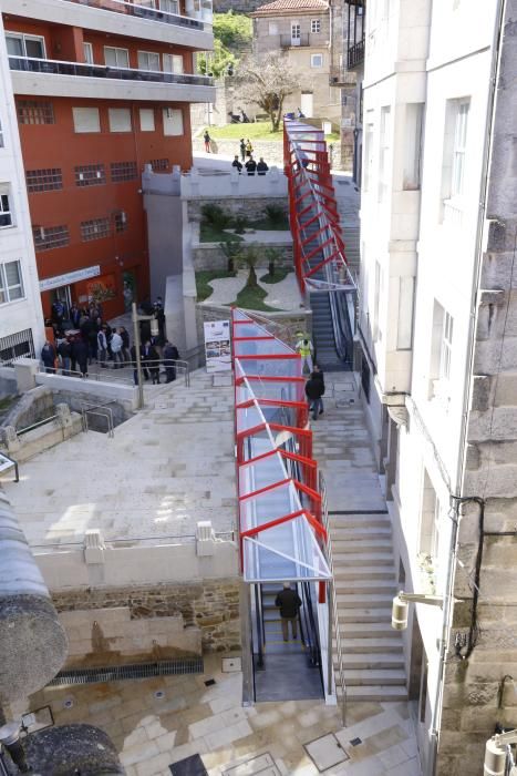 Inaugurada la escalera de la II República