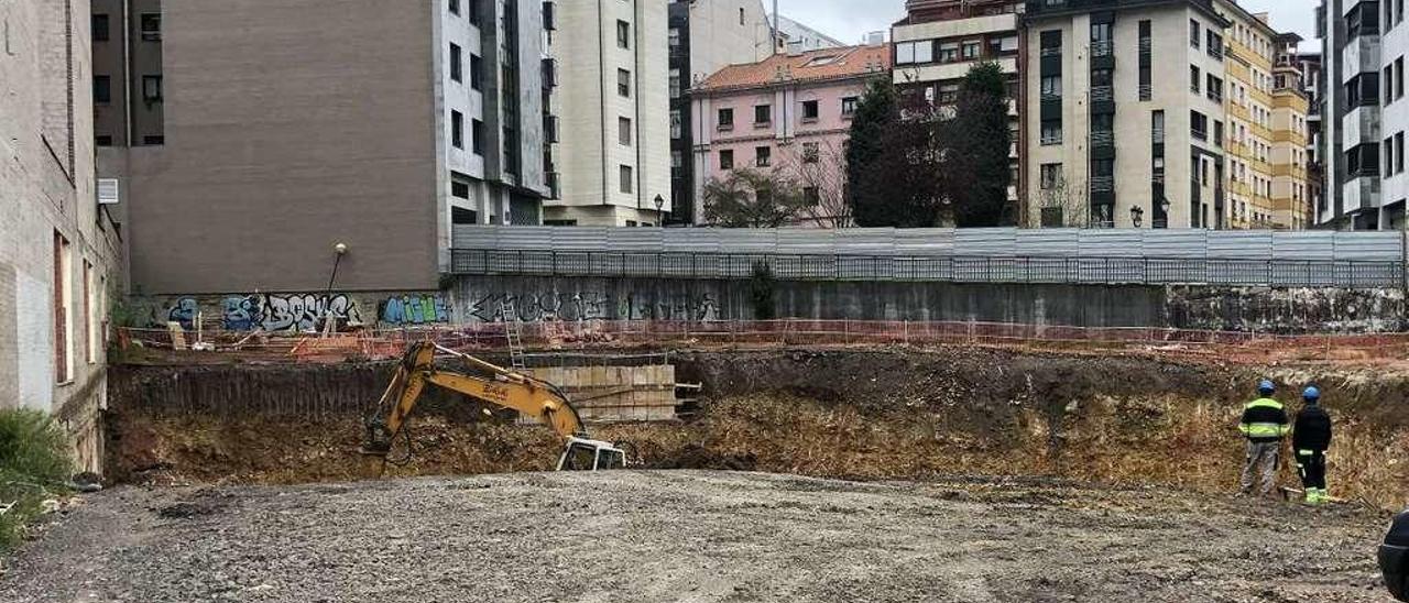 Las obras en el número 32 de la calle General Elorza, antes del parón por la emergencia sanitaria.