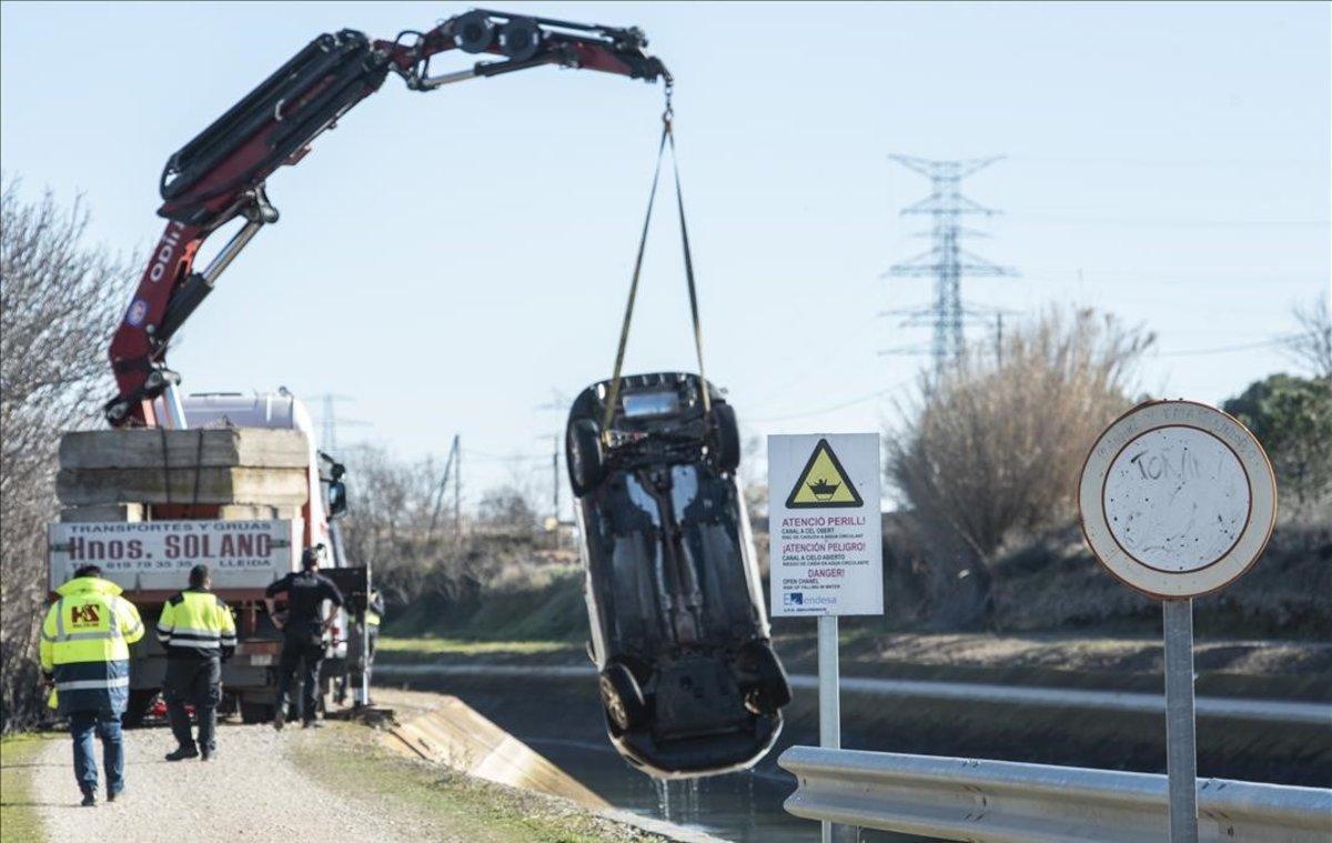 zentauroepp46827413 vehiculo canal seros190204120845 zentauroepp46827413 vehiculo canal seros190204120845