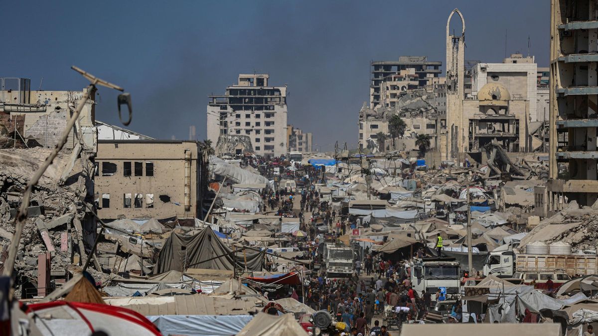 Israel intensifica sus ataques contra ciudad de Gaza y se adentra en el corazón de la urbe