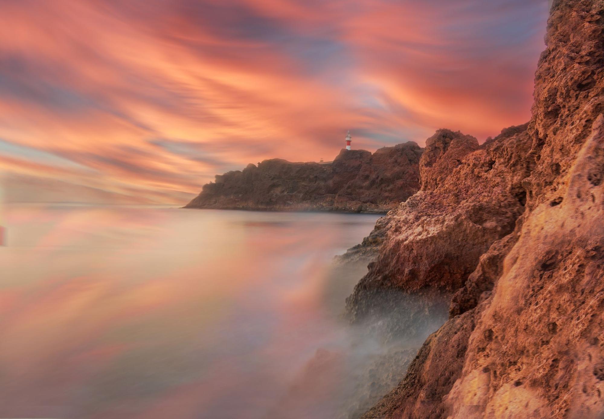 Puesta de sol en Punta de Teno.