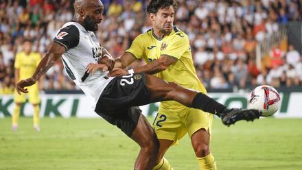Resumen, goles y highlights del Valencia 1 - 1 Villarreal  de la jornada 3 de LaLiga EA Sports