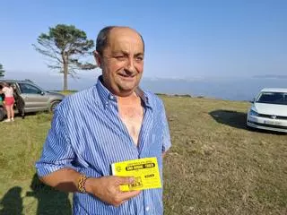 La xata de San Roque se queda en casa: las restricciones sanitarias impiden la salida del animal de fiesta en fiesta y reduce las ventas de esta centenaria rifa