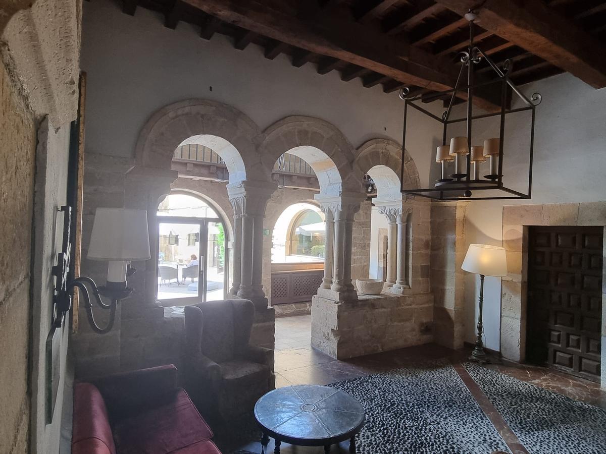 Conjunto monumental del parador de Cangas de Onís, en imágenes