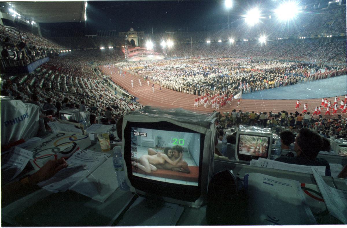 La ceremonia de inauguración de los Juegos Olímpicos, desde la zona de prensa, el 25 de julio de 1992.