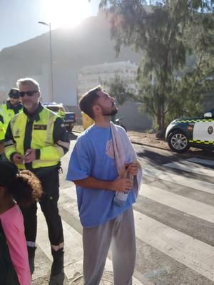 Una avioneta ameriza de emergencia en la playa de El Altillo