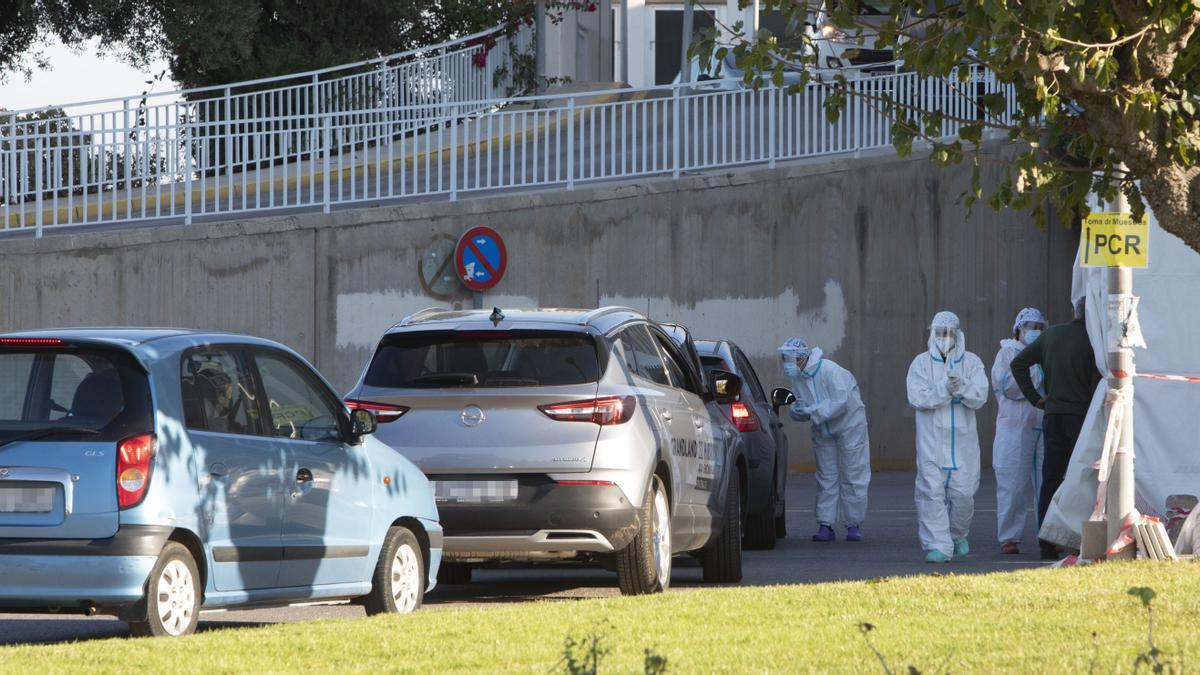 Pruebas PCR en el Hospital de Sagunt