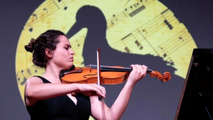 Pasión musical. Uno de los conciertos del Festival Internacional de Música ”Ciudad Monumental de Cáceres”   .