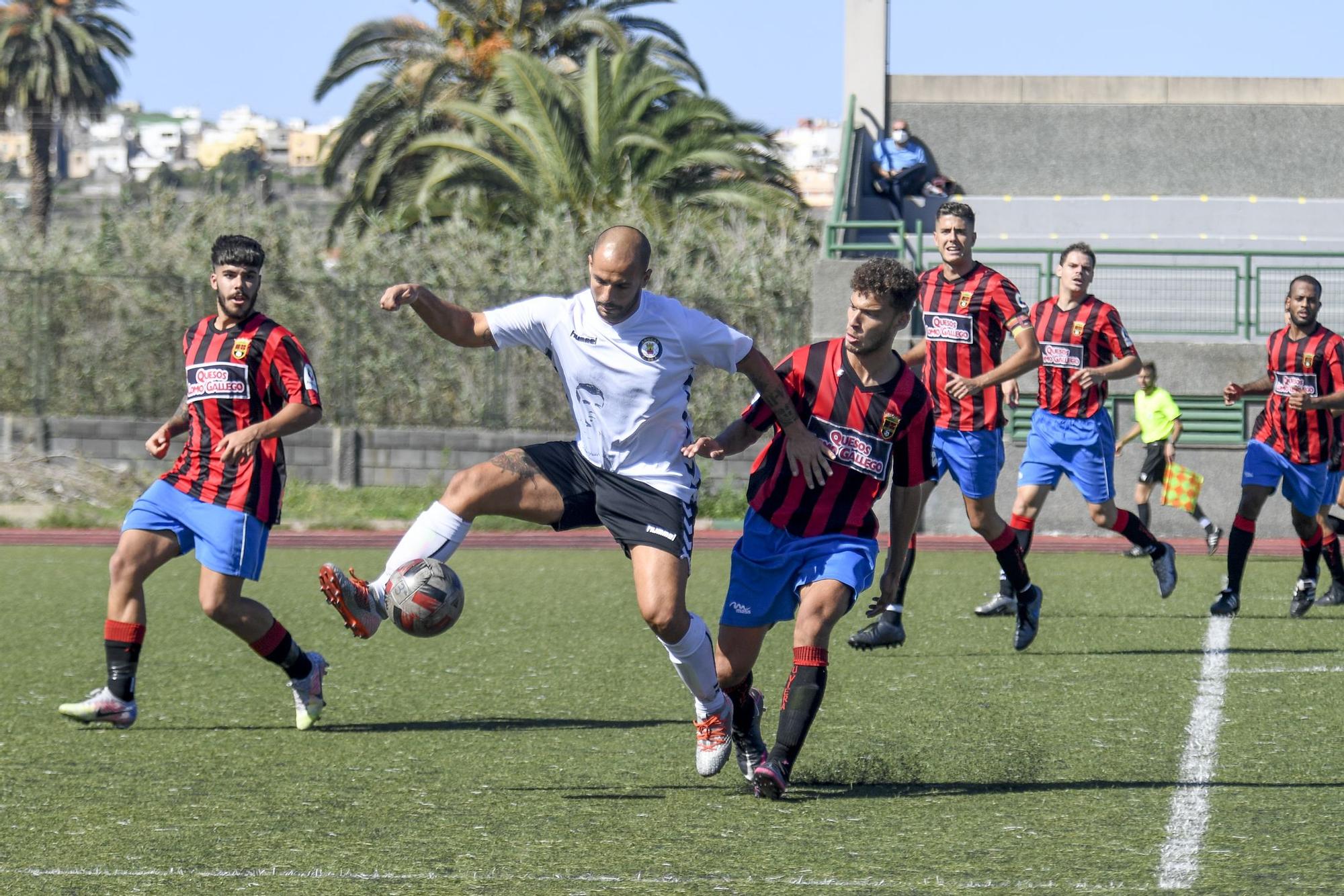 Partido entre el Arucas y el Unión Viera, de Tercera División