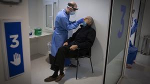 Covid persistent: el coronavirus també deixa seqüeles indesxifrables