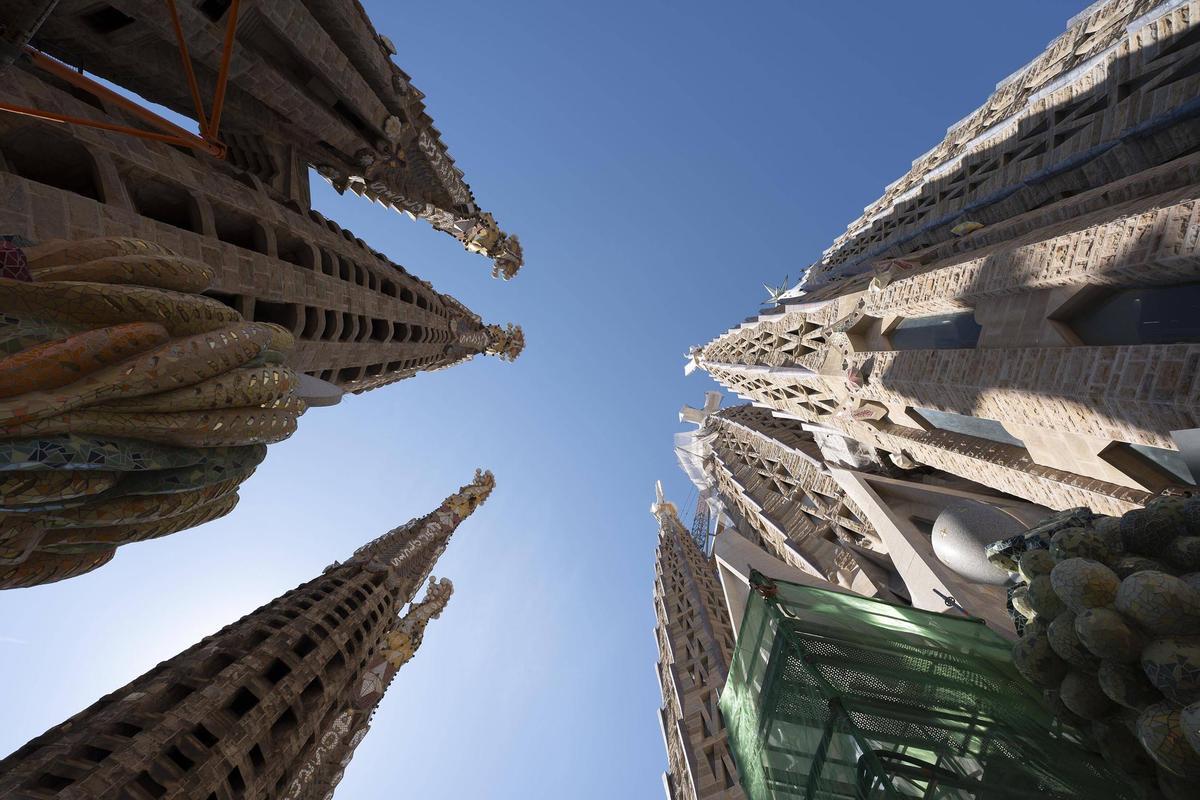 Vistas de las torres de la Sagrada Familia .