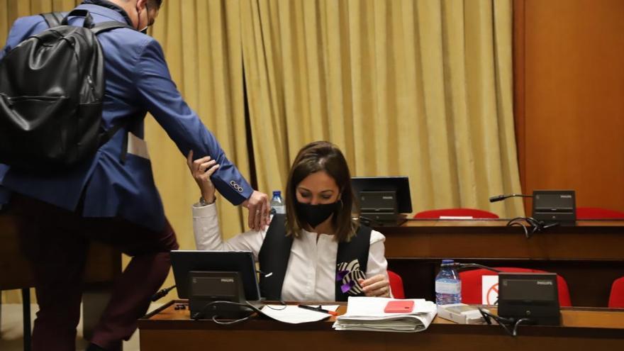 PP y Cs se blindan ante el seísmo político en un pleno de poco consenso y mucho debate