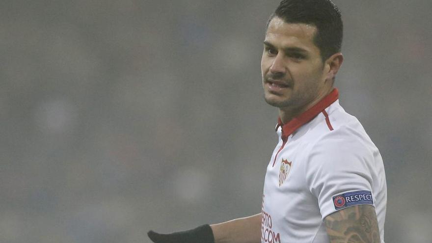 Vitolo renueva por el Sevilla y descarta al Atlético de Madrid