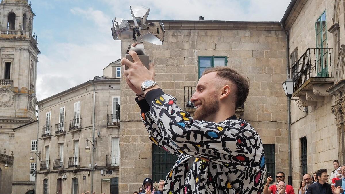 Dzanan Musa recibe el MVP de la ACB