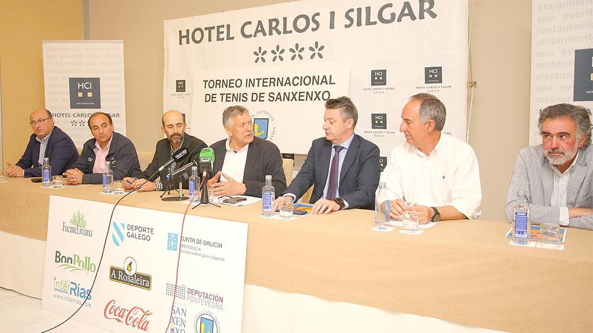 Presentación del Torneo Futures con la presencia del alcalde, Telmo Martín.