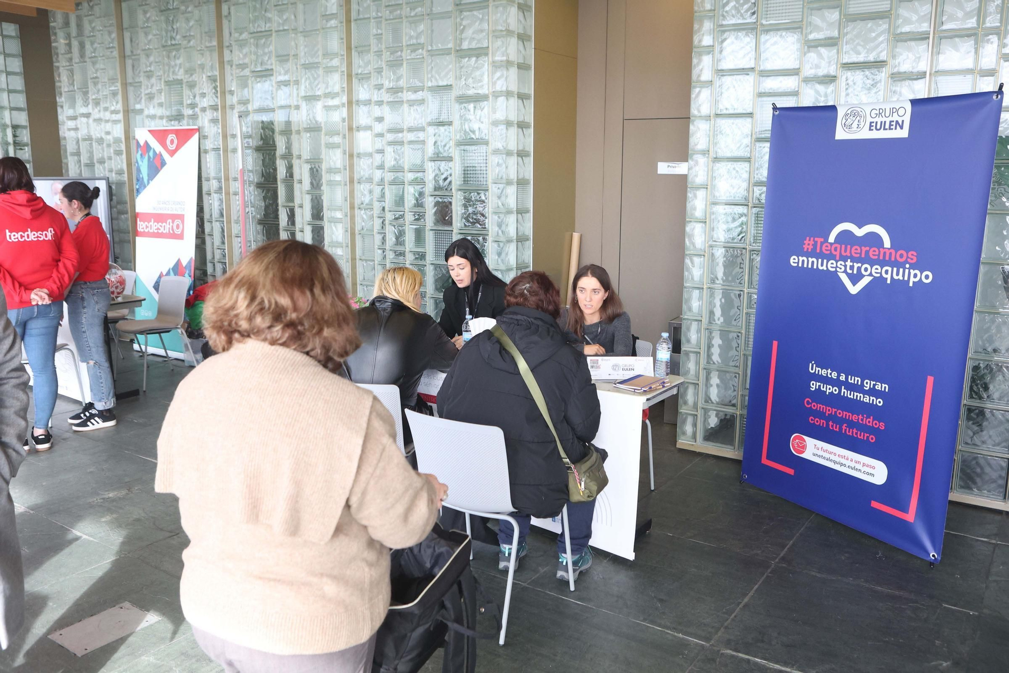 Feria de empleo Encontros 45+ en Palexco