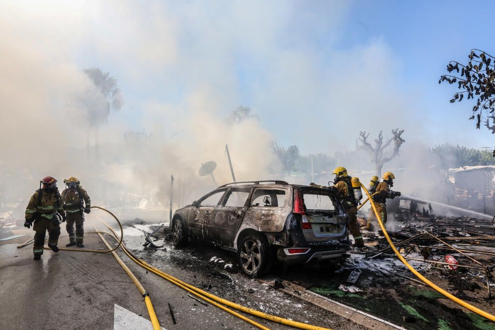 Desalojado un camping de Benidorm por un incendio