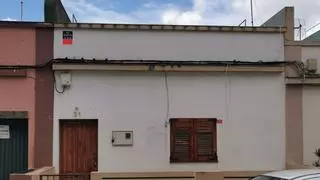 Ocupan la casa en La Laguna a una octogenaria hospitalizada y la dejan sin un techo al que volver