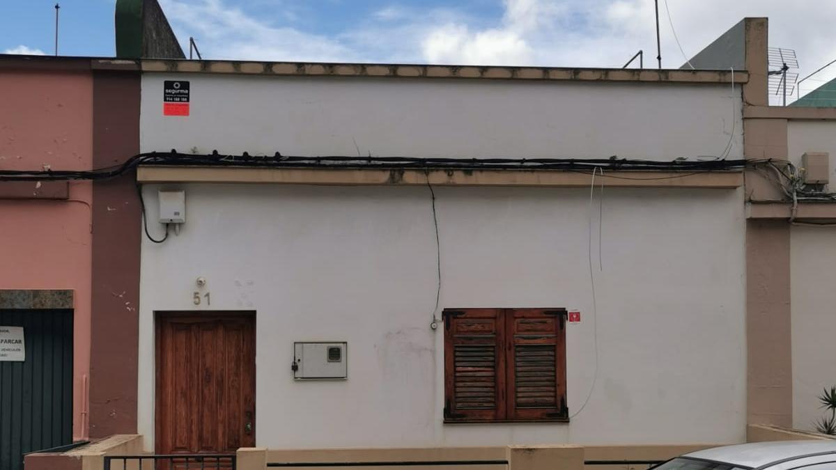 La vivienda ocupada, en la calle Arzobispo Elías Yanes.