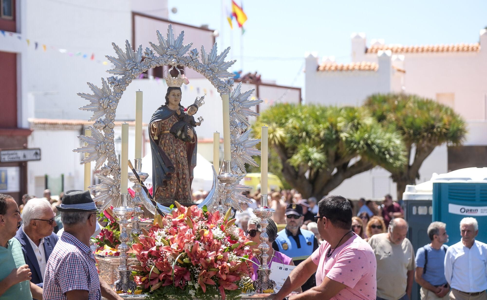 Procesión de la Virgen de La Cuevita, Artenara
