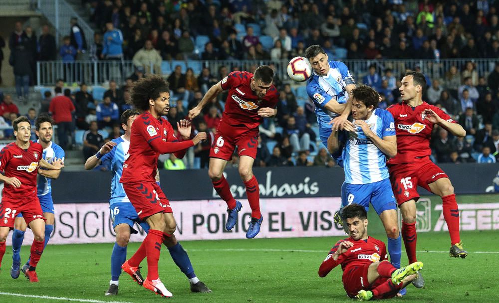 El Málaga se adelantó, perdonó y desapareció en una segunda mitad donde vio como el Osasuna remontaba para llevarse el choque