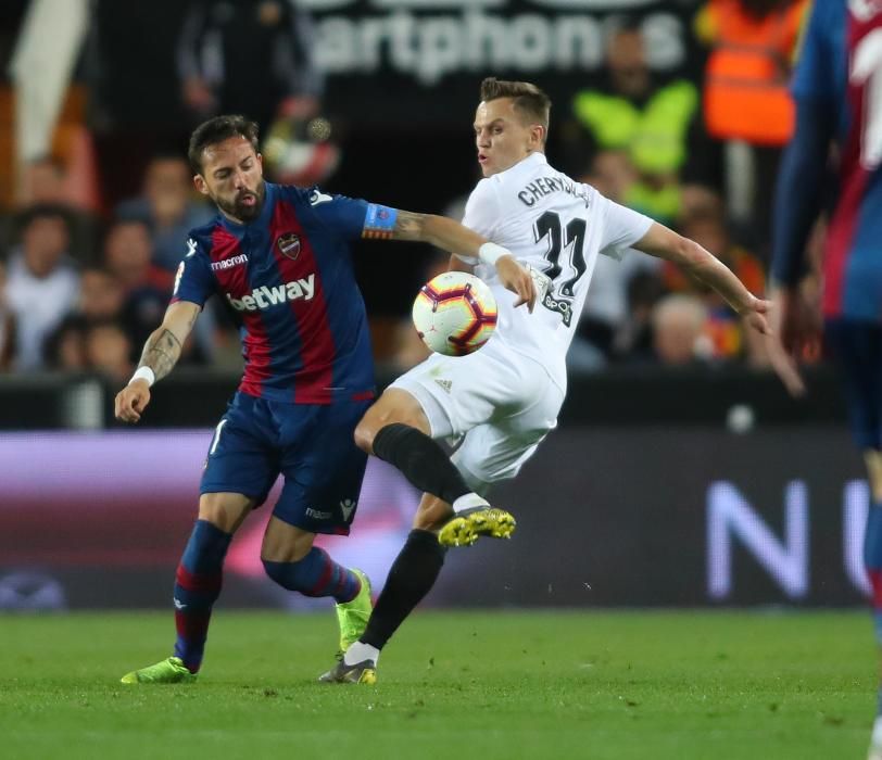 Valencia CF - Levante UD: Las mejores fotos