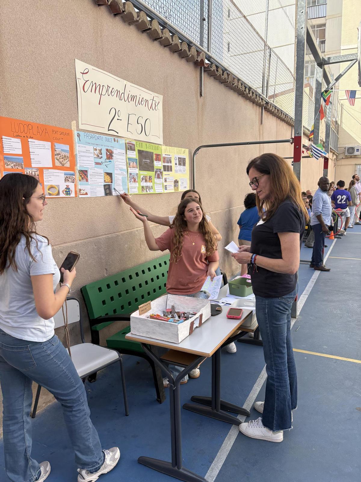 Taller de l'alumnat de 2 ESO sobre l'emprendiment