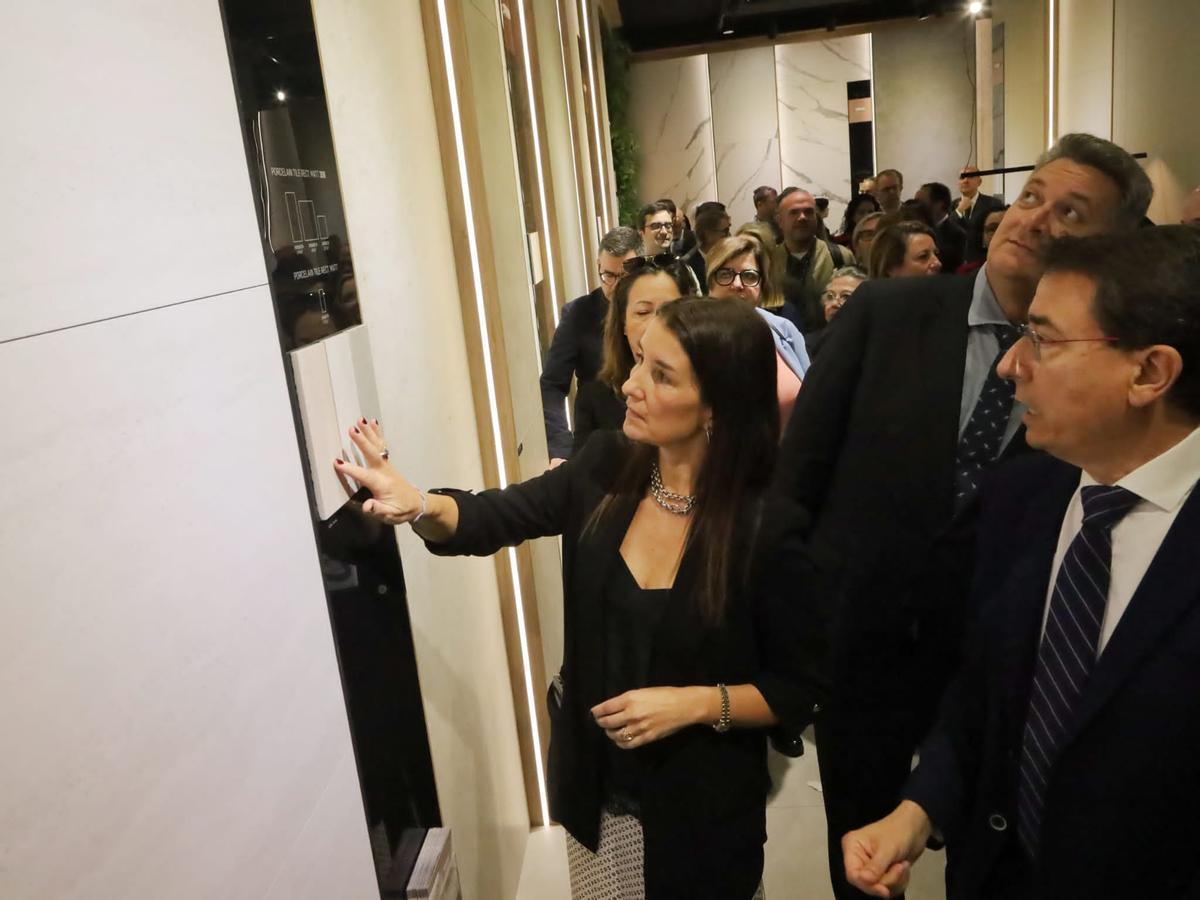 Galería de fotos: Las mejores imágenes de la primera jornada de la feria Cevisama en Valencia Galería de fotos: Las mejores imágenes de la primera jornada de la feria Cevisama en Valencia
