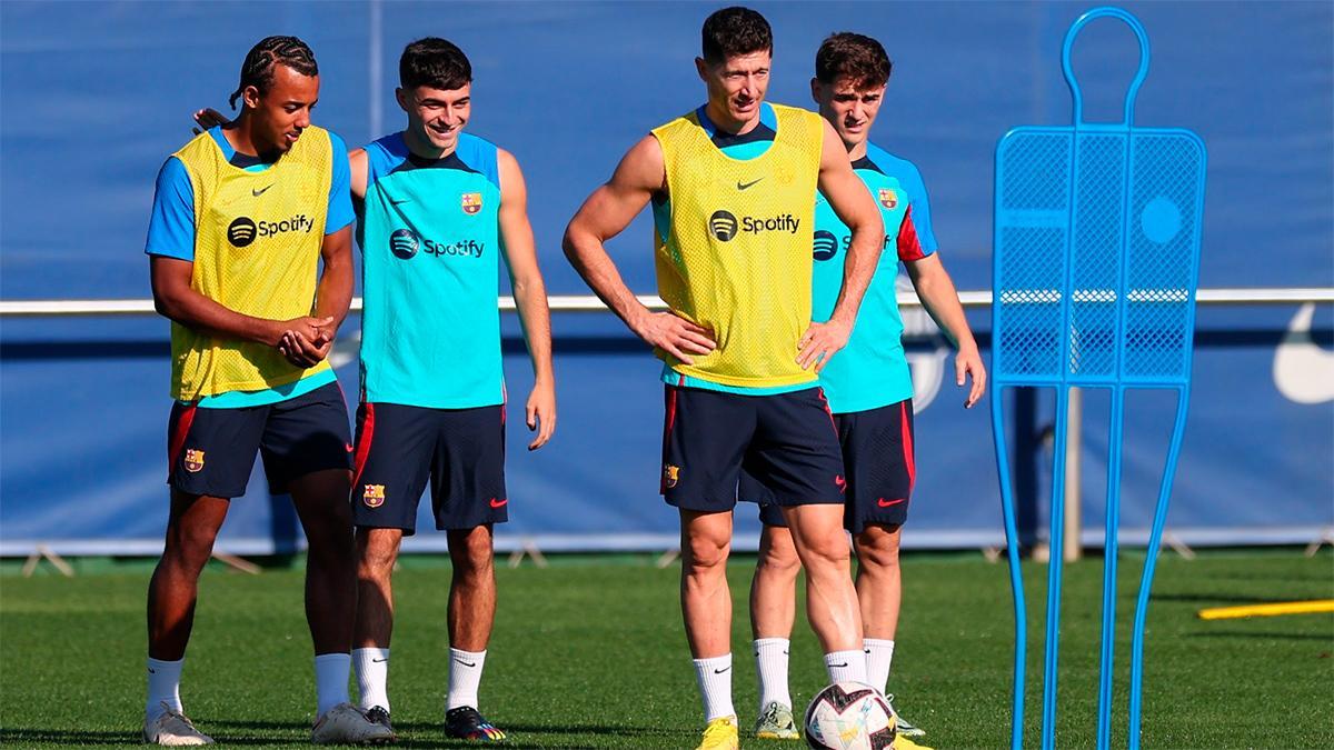 El Barça se entrena tras la derrota en el clásico y ya piensa en el Villarreal