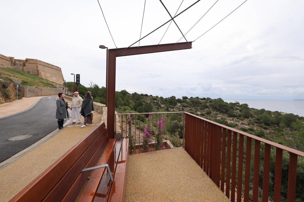 Las fotos de la inauguración del paseo de acceso al Parador de Ibiza es Soto