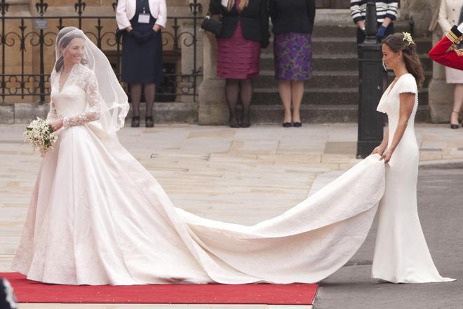 Kate Middleton y su espectacular vestido de Sarah Burton para Alexander McQueen