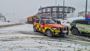 Coche de la Agencia de Seguridad y Emergencias 112 de la Comunidad de Madrid en la Sierra