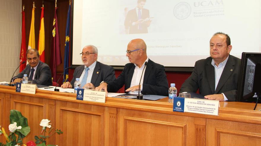 La UCAM presenta el Foro Abierto de Responsabilidad Social Corporativa