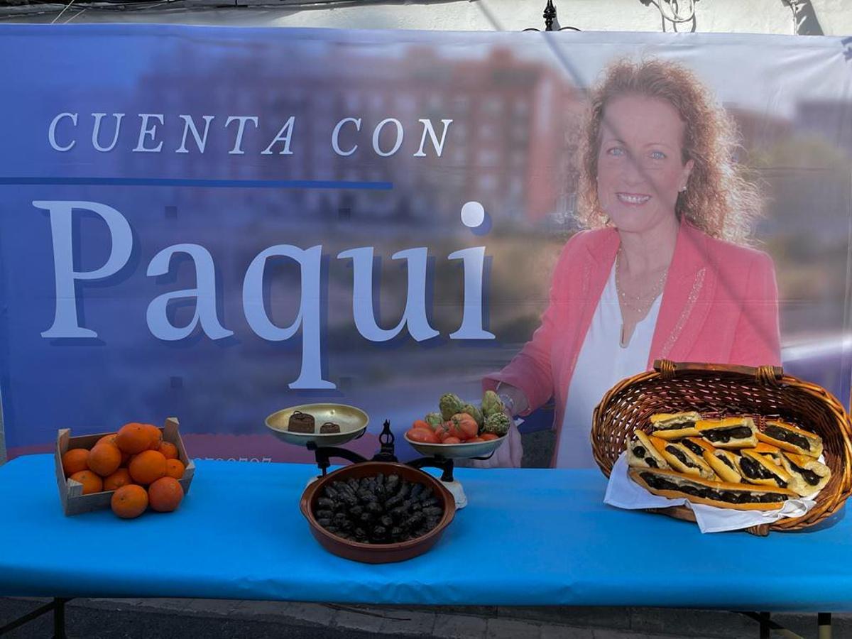 Pancarta electoral en el Esmorzaret popular del PP de Xirivella.