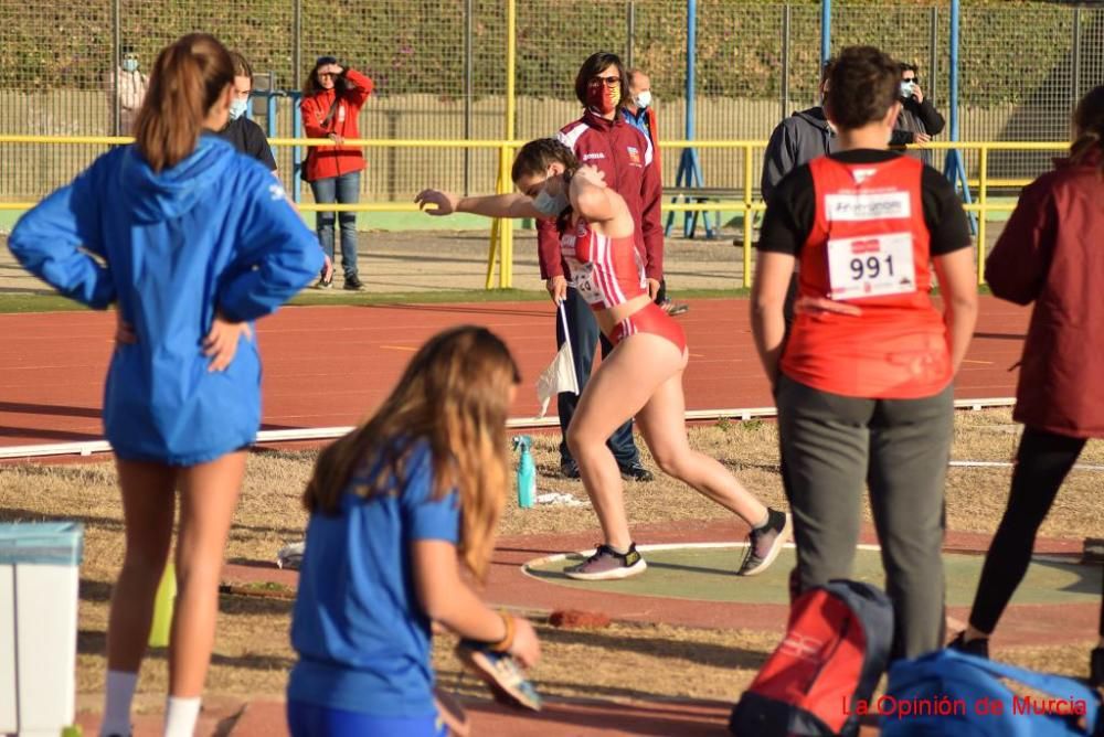 Control federativo de atletismo en Cartagena