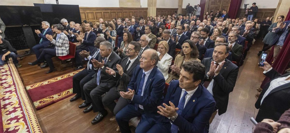 Público asistente al acto de entrega de los premios. | David Cabo